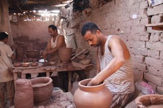 ceramics maker